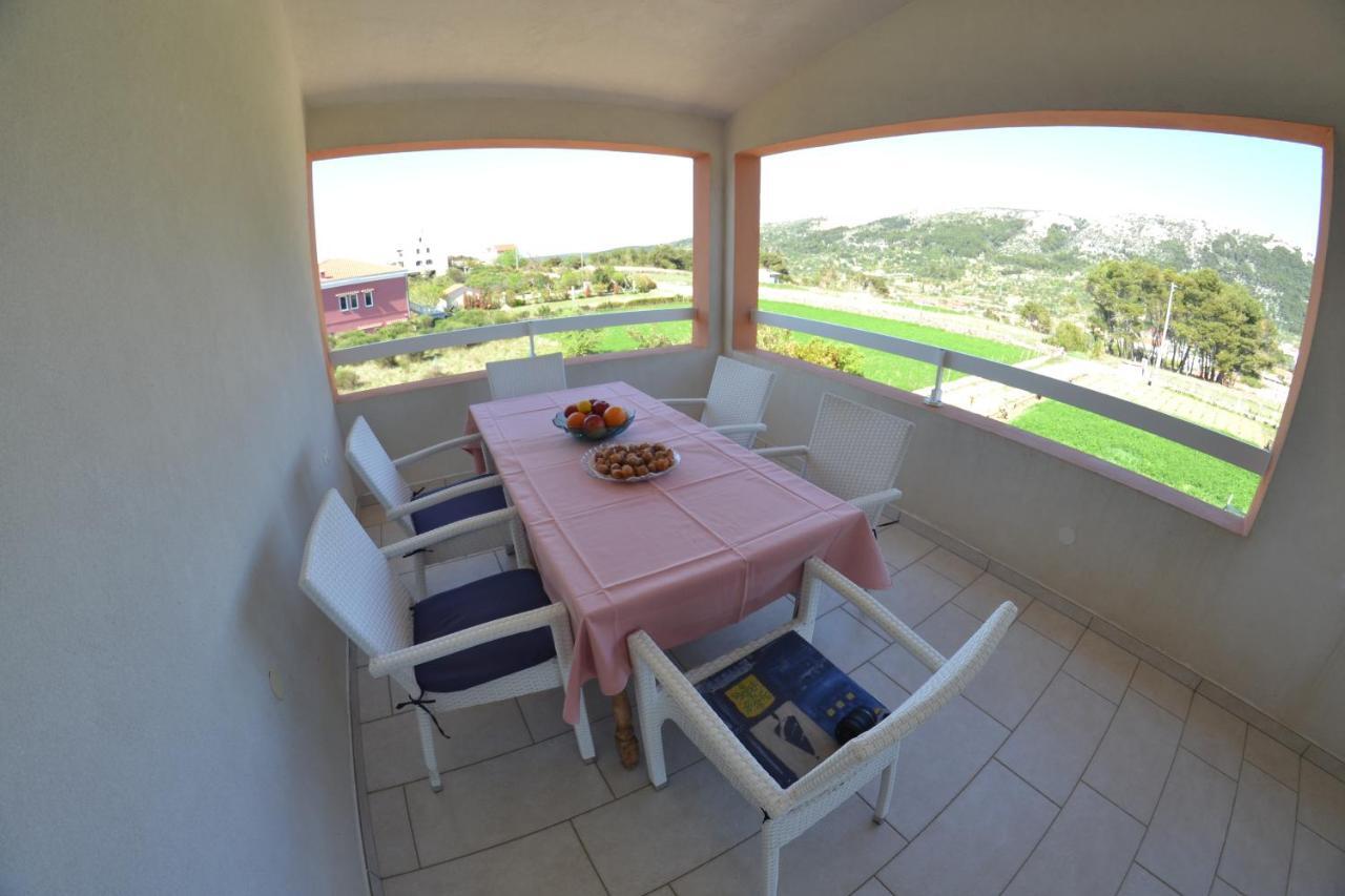 Apartman Jadranka Palit Екстер'єр фото